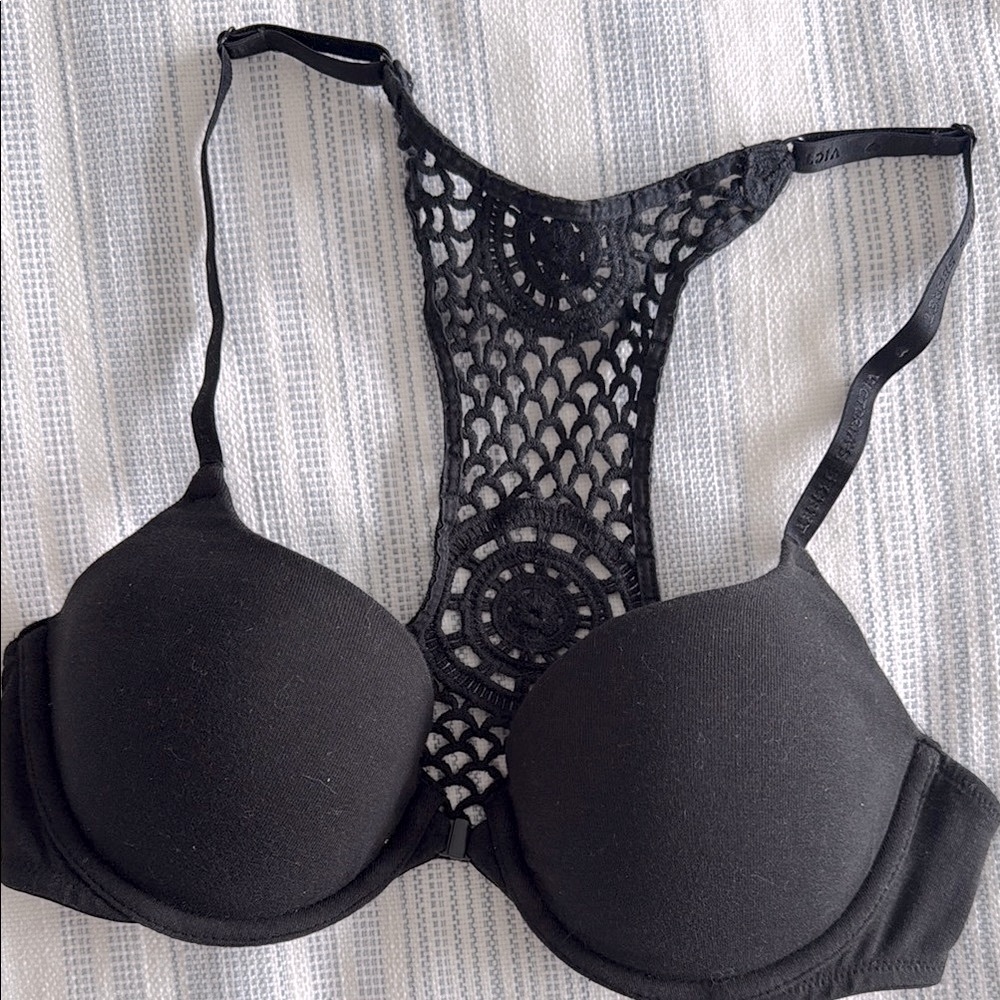 34C Lined Demi Elegant Black Lace Back Bra
